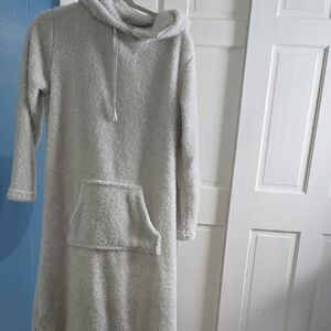 Cozy Gray Hooded Sweater Robe